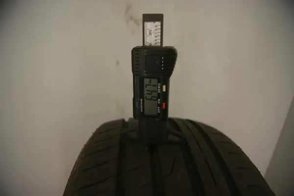 Sommerreifen Toyo Proxes CF2 175/60R15 image 3