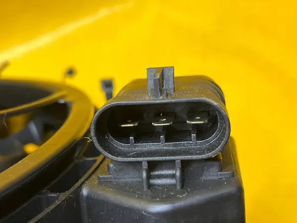 Kylfläkt Opel Zafira B 1.7 CDTI 2006-2014 OEM 13130010 image 5