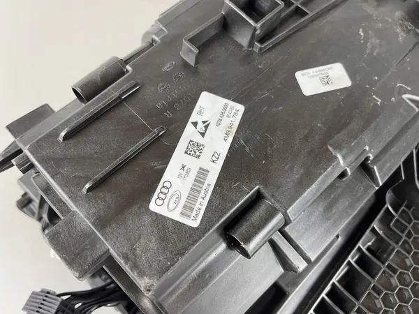 AUDI Q8 4M8 Farol Direito Full LED Matrix image 5