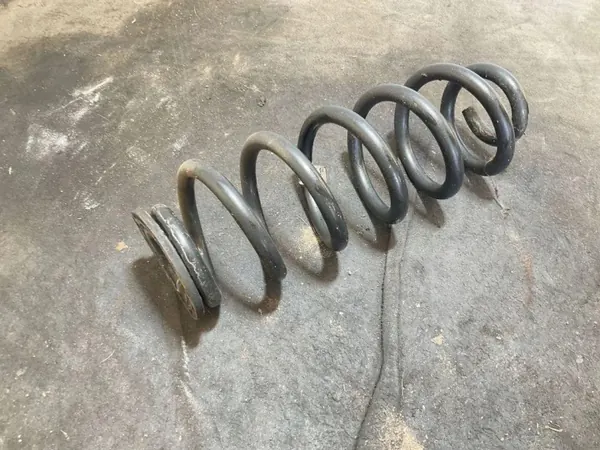 Hinterachsfeder OEM 32333496 für Volvo image 4