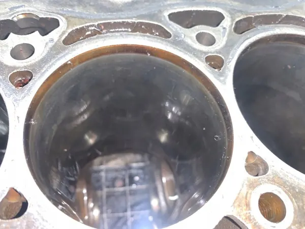 OEM Moottorilohko VW Tiguan 2.0 170hv CAW 2007-2018 image 7