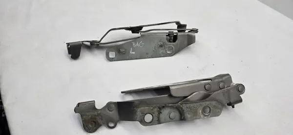 Bisagra de maletero trasero Jaguar OEM - Usado image 3