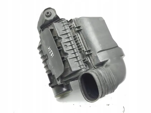 Renault Megane IV 2018 Ilmansuodattimen kotelo image 4