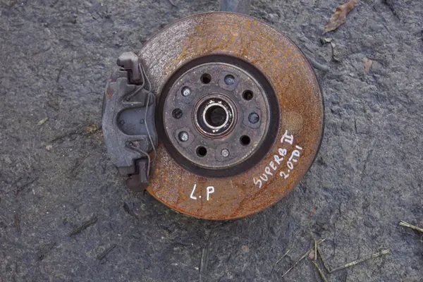 Snodo anteriore sinistro Skoda Superb II 2.0 TDI image 3