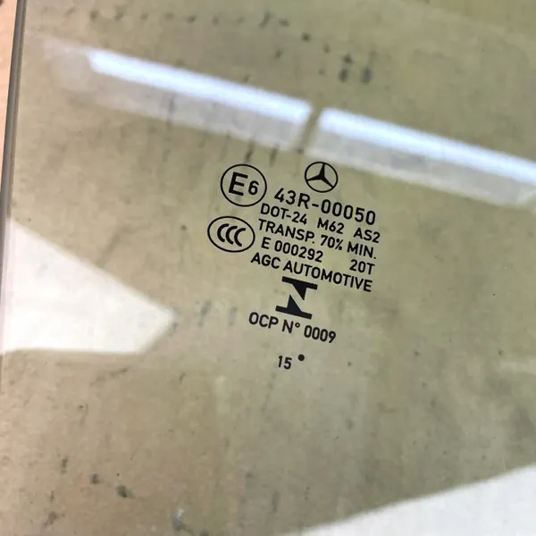 Vitre Portière Droite Avant Mercedes CLA C117 OEM image 3