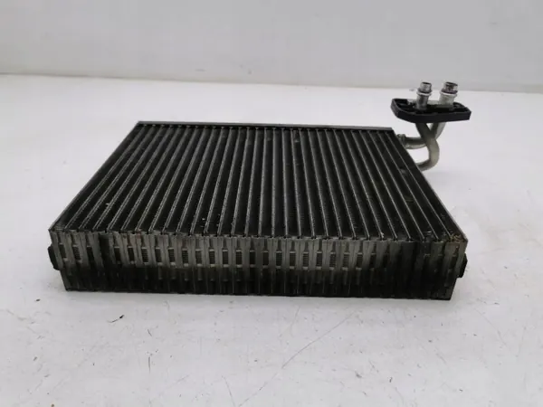 Mercedes-Benz A/C-lämmitysydin OEM AMD139009 image 3