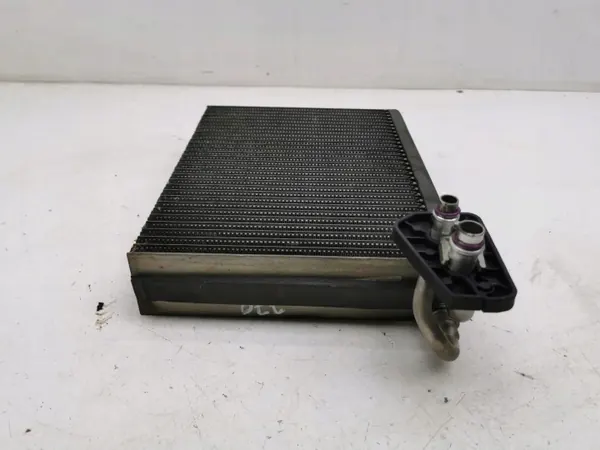 Mercedes-Benz A/C-lämmitysydin OEM AMD139009 image 4
