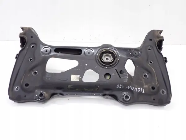 Käytetty VW OEM 3Q0199313AR peräkoukku Tiguan II:lle image 5