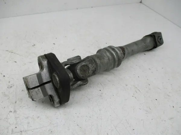 Mercedes W203 Styrkolonnans anslutning A2034620278 image 2