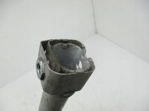 Mercedes W203 Styrkolonnans anslutning A2034620278 image 4