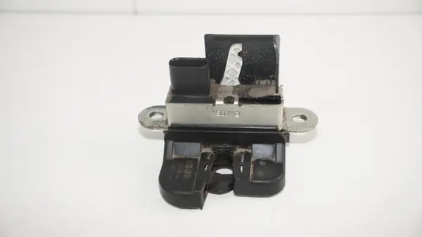OEM 360191841 takaluukun lukko VW Touran 1T3 2010-2016 image 3