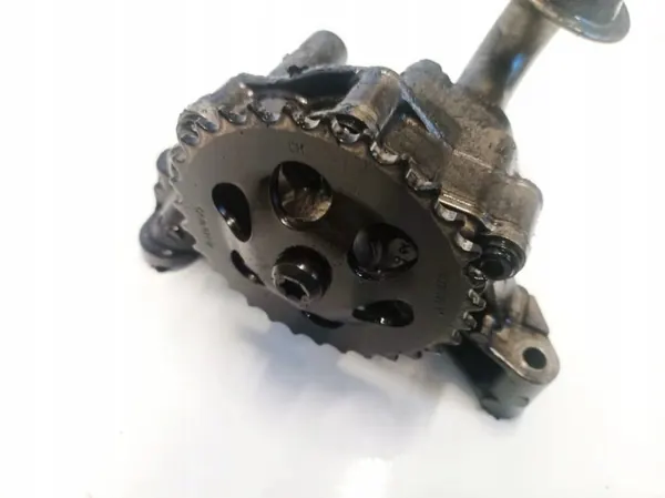 Pompe à huile OEM 038115121 pour VW Passat 1.9L 2001 image 3