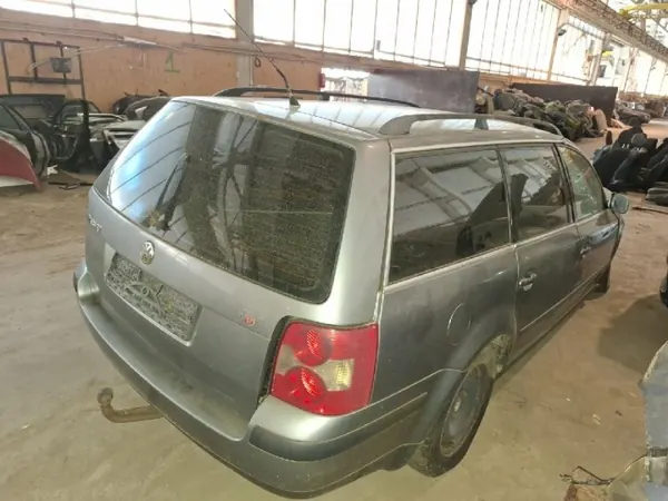 Pompe à huile OEM 038115121 pour VW Passat 1.9L 2001 image 8