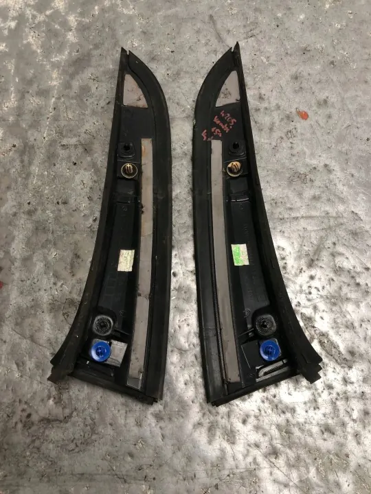 OEM A2057901000BILI Takaluukunauha Mercedes Vasen/Oikea image 4