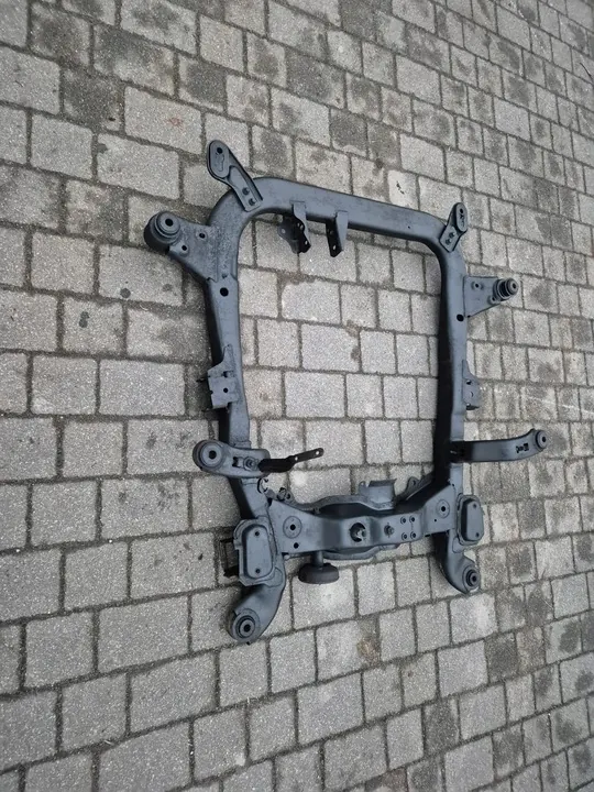 Sous-cadre avant Opel Zafira B Astra H image 1