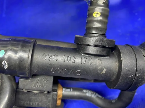 Vesiletku VW Tiguan Golf V Audi Seat 1.4 TSI 03C103175D image 8