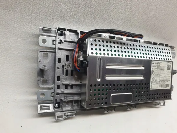 Audi A3 8Y 20-24 Radion Navigointinäyttö OEM 8Y0919605 image 6