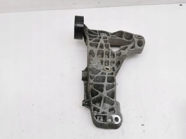 Soporte compresor aire acondicionado Maserati Ghibli 2014 OEM 20513390F image 3