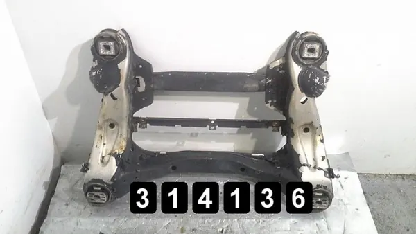 Audi A8 Hjälpram OEM AM-314136 Begagnad image 2