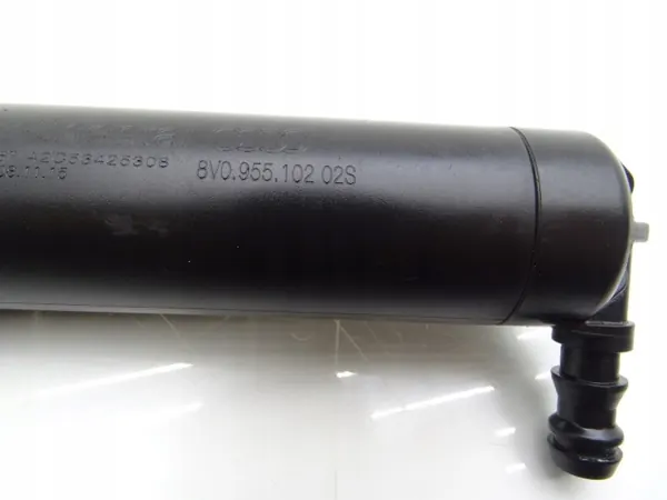 Ajovalopesu suutin etu oikea OEM 8V0955102 image 3