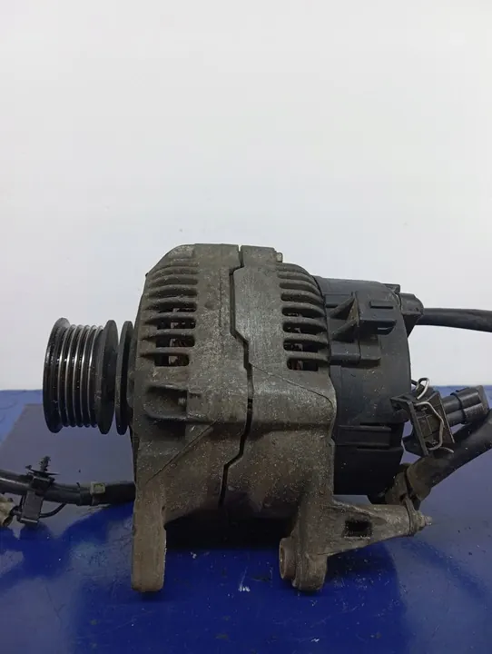 ALTERNATOR VOLKSWAGEN GOLF IV 14V 70A 037903025B image 5