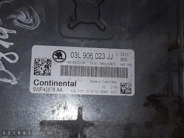 2011 Skoda Superb ECU 1.6 TDI 03L906023JJ image 4
