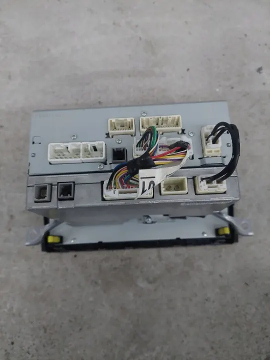 Toyota Avensis T27 Lift Radio Navegación 86140-05010 image 5