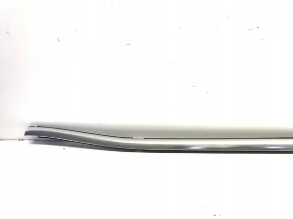 Tira raspante trasera derecha Mercedes-Benz GLB OEM A2477351800 image 4