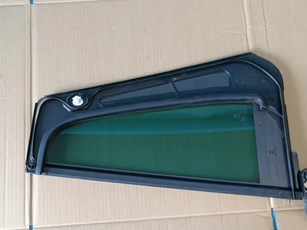 Vidrio puerta trasera derecha OEM 5NA845214L VW Tiguan image 8
