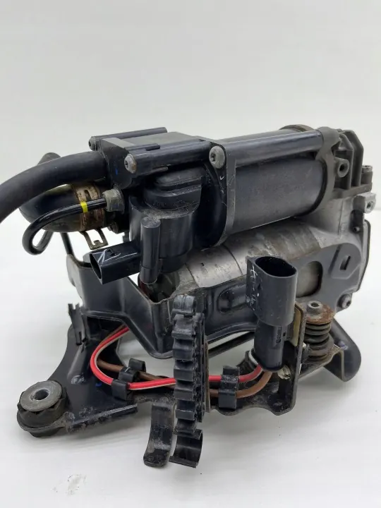 Compressor suspensão BMW 5 G31 OEM 6886721 image 3