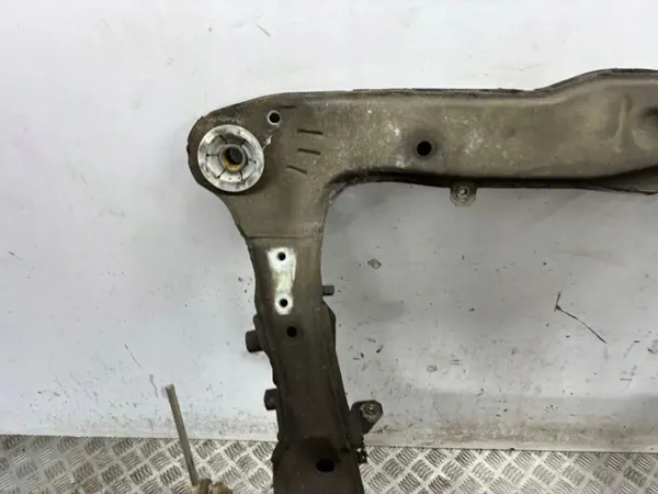 Frambromsbelägg Volvo XC90 OEM P8672471 image 10