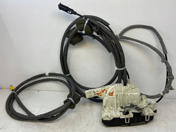 Mercedes W906 Vänster Skjutdörrslås image 3