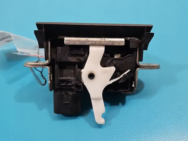 Baklås 5P8827505B Seat Altea HB image 3