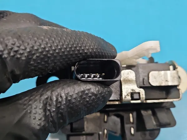 Baklås 5P8827505B Seat Altea HB image 6