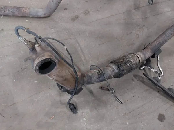 Sistema de escape DPF vazio Passat B6 2.0 TDI image 8