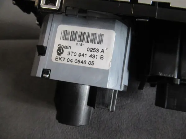 Lichtschalter Skoda Superb II image 2