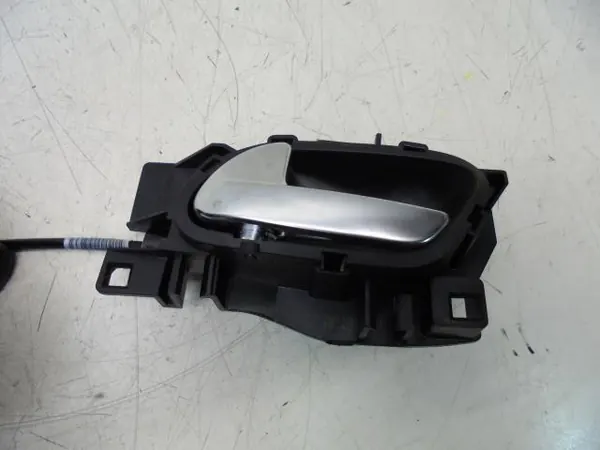 Pomo de Cierre Puerta Trasera Izquierda OEM 36 Peugeot 2008 image 3