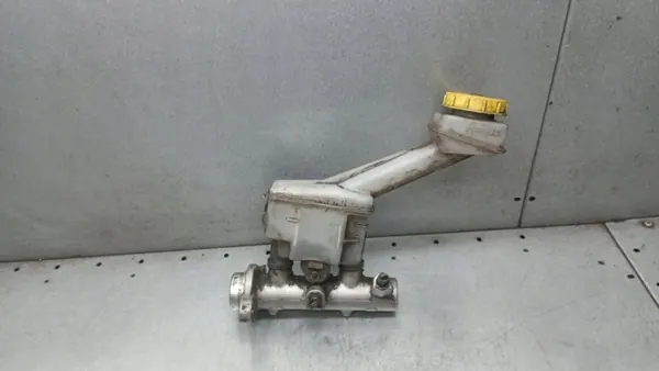 Bomba de freno OEM VOLVOMAR-139765 para Nissan X-Trail image 2