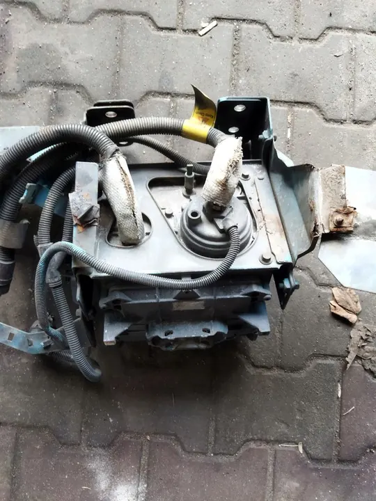 POMPE ADBLUE VOLVO FMX FH FM 9 13 image 4