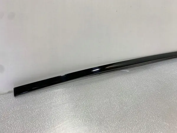 Junta janela traseira Cupra Formentor OEM 5FF839643 image 3
