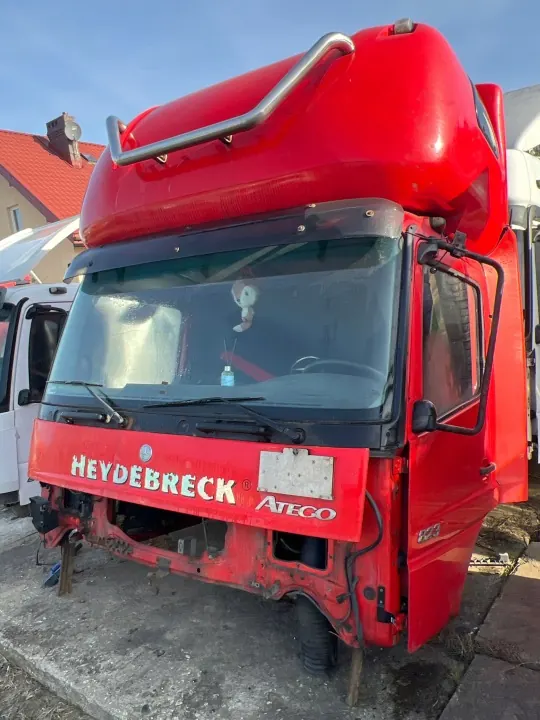 Cabina día Mercedes Atego OEM Atego kabina - Usado image 2