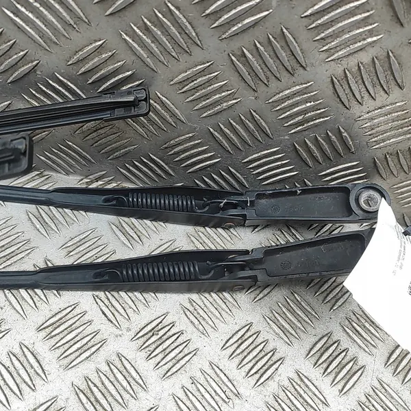 Front Wipers VW AMAROK 2H2955410B 2.0L diesel image 5