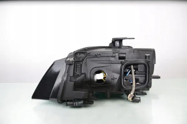 AUDI A4 2008 FARO DERECHO XENON 8K0941030AJ image 5