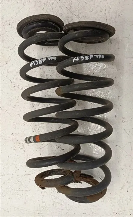 Achtervering OEM SPRĘŻYNY TYLNE AUDI A3 8P image 2