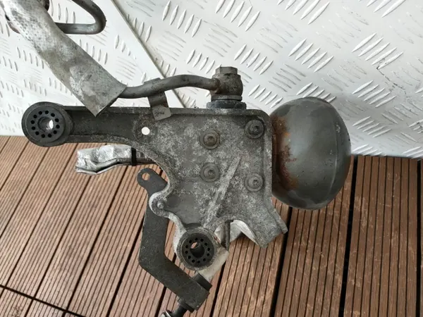 CITROEN C5 III 08-16 Sphère Suspension Avant 9682770380 image 6
