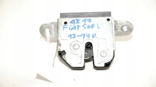 Cerrajón de maletero OEM 360177400 para Fiat 500L 2012-2017 image 3
