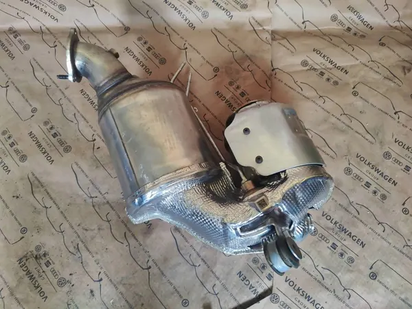 Filtro DPF / Catalisador Audi Q7 4M 2017 OEM image 2