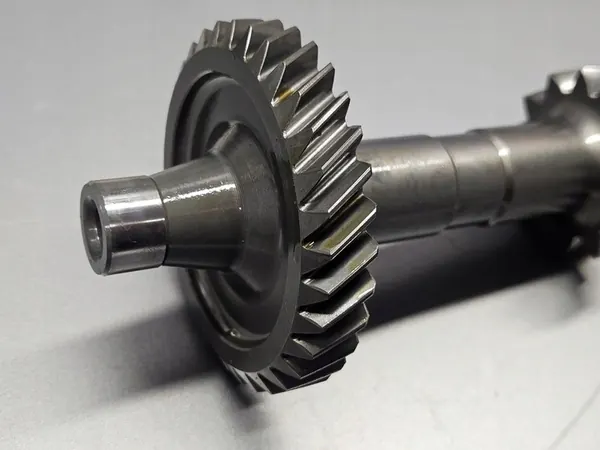 Arbre de marche arrière avec pignons 02E DQ250 DSG VW AUDI image 2