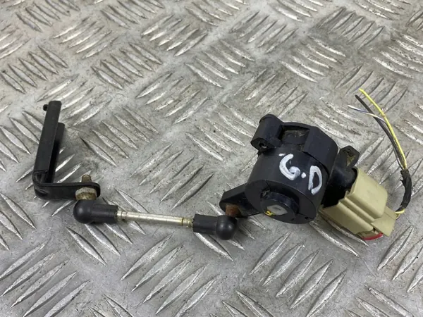 Sensor suspensão ar traseiro OEM 68245332AD image 4