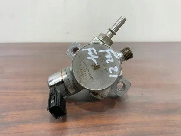 Bomba de combustible Subaru Forester OEM 2961000640 - Usada image 4